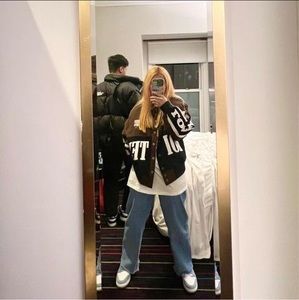 Meet your Posher, Cici